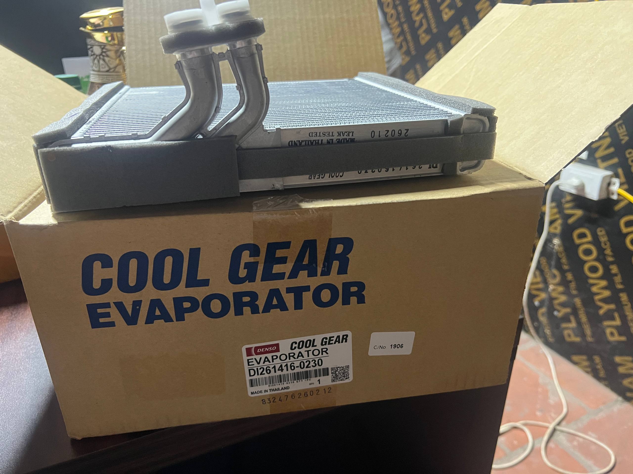 Dàn Lạnh Toyota Fortuner 2019 Denso Cool Gear DI261416-0230 toàn cảnh nguyên hộp Denso Cool Gear